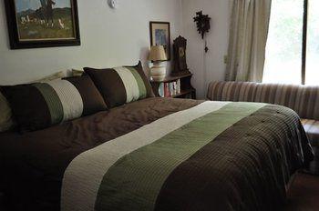 Lazy T Ranch Guest House Manhattan Exterior photo